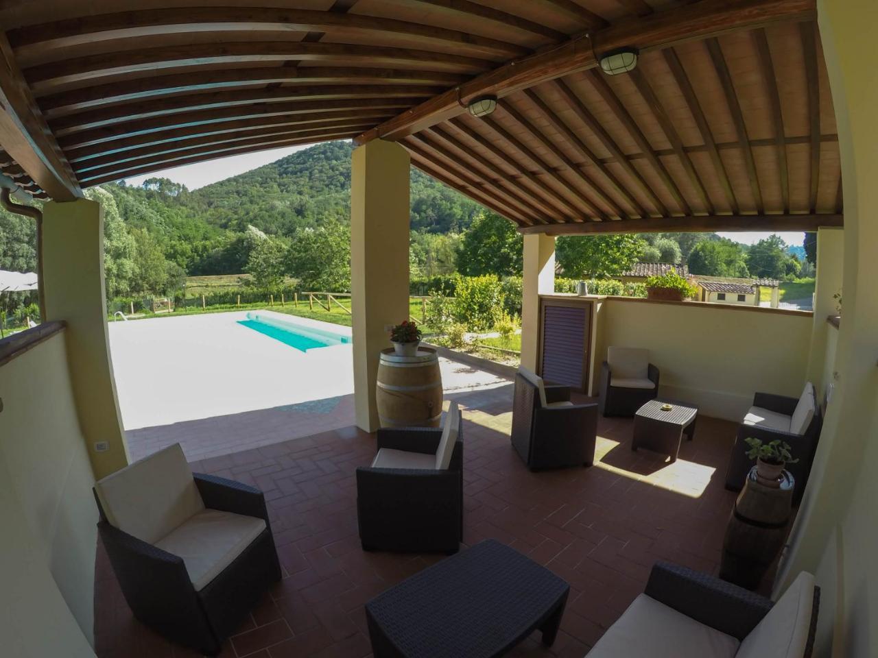 Casale La Fata: Tuscan Hillside Retreat with Independent Apartments Camaiore Exterior photo